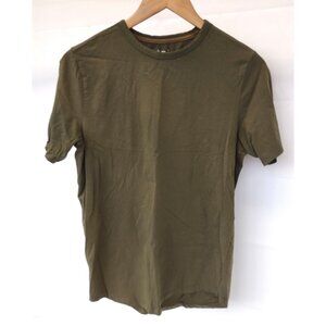 The Perfect Jean NY Olive Green Tee Shirt Size Small Worn Once